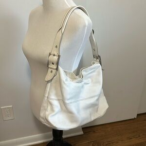 ALFANI | White Leather Shoulder Bag